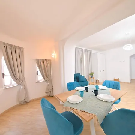Aida Luxury &