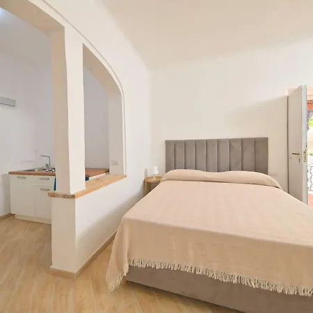 Aida Luxury & Guest house