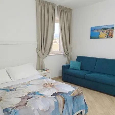 Guest house Aida Luxury & Forio (Isola d'Ischia)